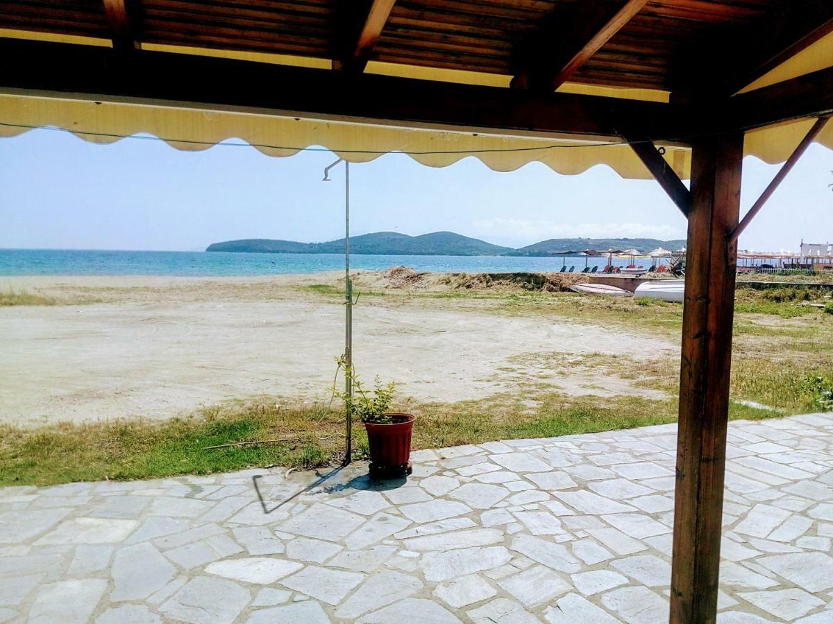 Retro Beach House Неа-Перамос Экстерьер фото