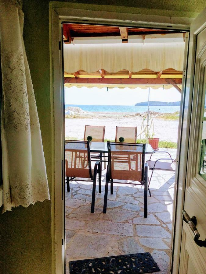 Retro Beach House Неа-Перамос Экстерьер фото